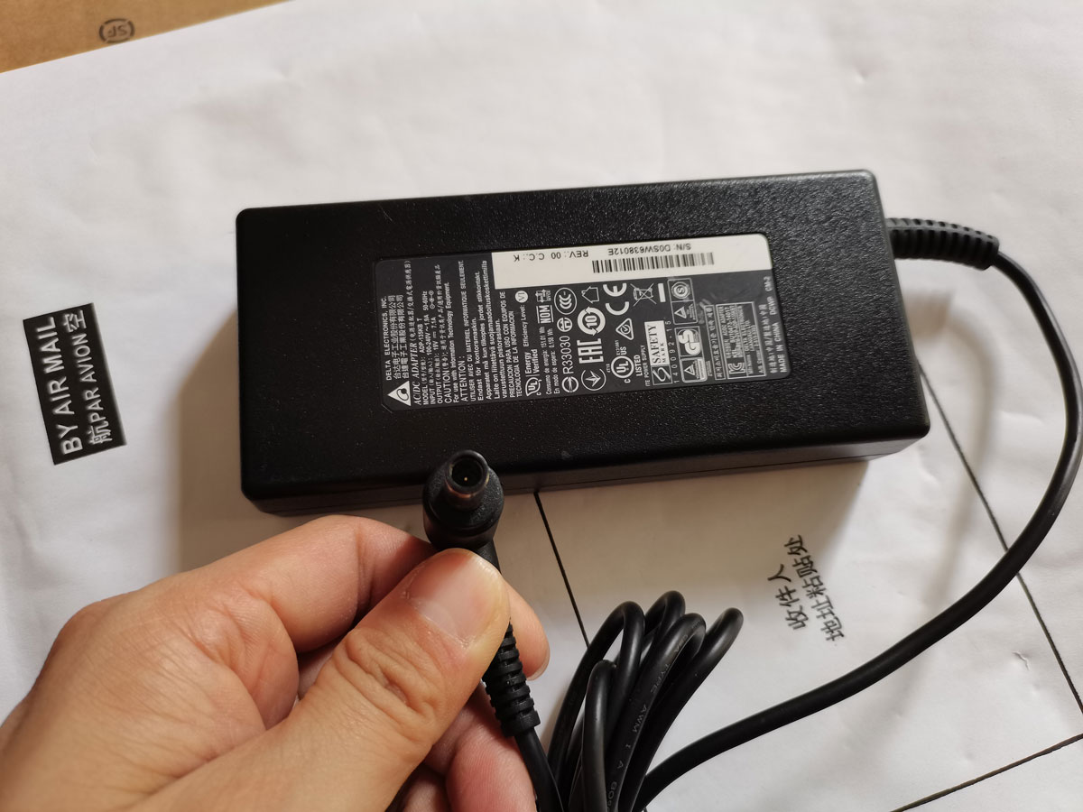 NEW OEM Delta 19V 7.1A 135W AD - Pc Gaming News avaliação e preço